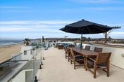 Stunning Ocean Views Rooftop Deck w/ Parking