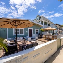 Beach Bay Bungalow w/ Parking & Fire pit