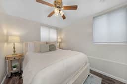 Cozy & Chic 2br Retreat In Mission Beach - Image 5