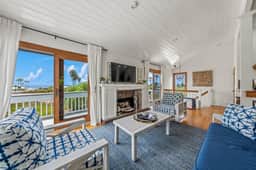 Darling Beach Cottage and Ocean Views - Image 4