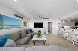 Family Ocean Front 3BR with Parking - Image 3
