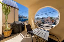 Sunny Mission Beach house, steps to Ocean & Bay! - Image 2
