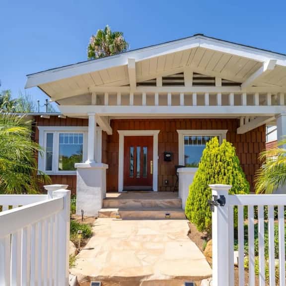 Mission Hills Craftsman; walkable, free parking - Image 1
