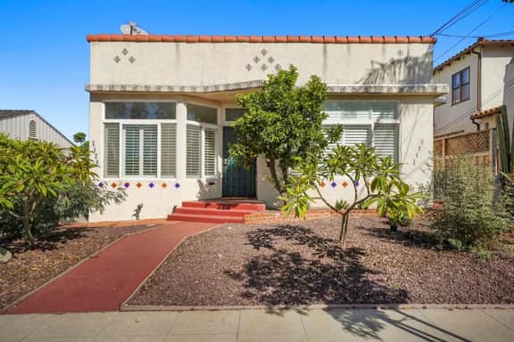 Light & Bright 1BR, 2 mins to Zoo! - Image 3