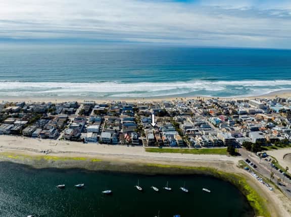 Relaxing Beach Cottage Retreat - Image 5